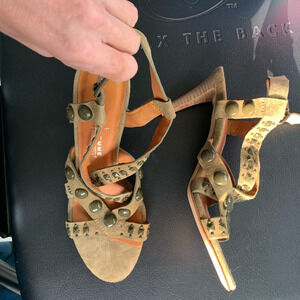 BRAND NEW $225 OLIVE GREEN ITALIAN STUDDED SUEDE HIGH HEEL STRAPPY SANDALS 38